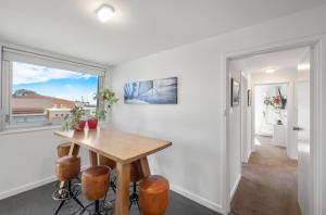 Fotografie z fotogalerie ubytování A Mini Slice of Fremantle Rooms - Shared Amenities v destinaci Fremantle