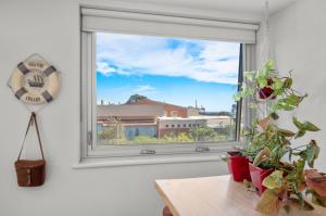 Fotografie z fotogalerie ubytování A Mini Slice of Fremantle Rooms - Shared Amenities v destinaci Fremantle
