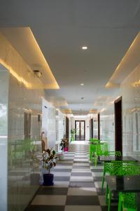 A seating area at Hotel Pandian