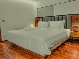 Hotel NOAH SPIRE客房内的一张或多张床位