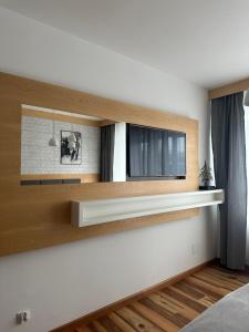 Et tv og/eller underholdning på Vektron