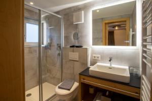 Kúpeľňa v ubytovaní Hotel Garni Subretta