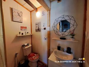 Um banheiro em Cabaña 2 Atardecer Fandango mais 23 fotos