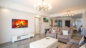 Posezení v ubytování Apple Tree Apartment close to the Airport & SGR Terminal Nairobi