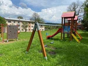 Herní místnost nebo prostor pro děti v ubytování Apartmán Orlické hory