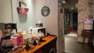 Dapur atau dapur kecil di The First 南灣膠囊旅店