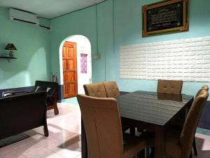 Fotografie z fotogalerie ubytování Super Fully Furnished House next to airport - peaceful, leisure and quite v destinaci Langkawi Intl