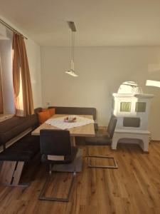 Postel nebo postele na pokoji v ubytování Appartementhaus Hüttenberger