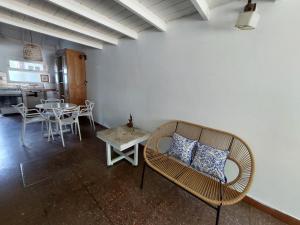Khu vực ghế ngồi tại Departamento bonito y práctico!