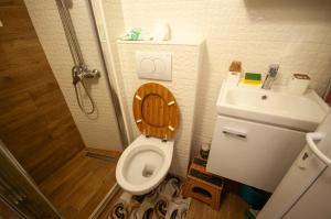 Koupelna v ubytování CENTAR Apartmant