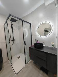 Bilik mandi di Apartamento con vistas al valle +14 gambar