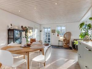 Gallery image of Secluded Gem in Lokken - By Traum Ferienwohnungen in Løkken +5 photos