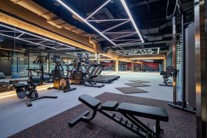 Fitness centrum a/nebo fitness zařízení v ubytování Shanghai T Plus Hotel Residence