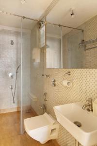 Ένα μπάνιο στο 1bhk in Siolim 5 mins -thalasa