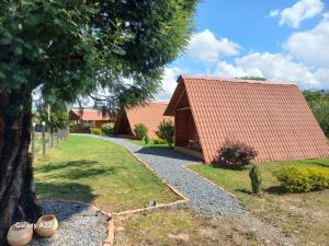 Glamping El Muelle外面的花园
