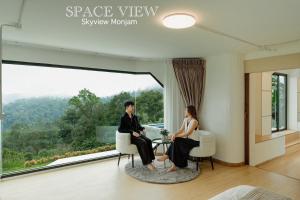 Ospiti di Sky View Mon Jam
