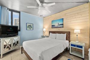 Μια τηλεόραση ή/και κέντρο ψυχαγωγίας στο Sunbird 811E