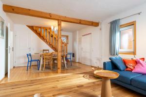 Area soggiorno di Apartments Sopherl - by myNests