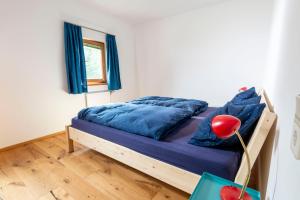 Letto o letti in una camera di Apartments Sopherl - by myNests