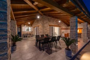 Χώρος καθιστικού στο Exceptional Villa Idalia near ZADAR, NIN & QUEENS BEACH, Heated Pool, Privacy