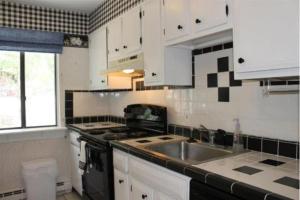 Η κουζίνα ή μικρή κουζίνα στο Windsor Hill D41, WV