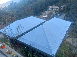 Příroda nedaleko luxury tent
