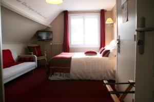 Postel nebo postele na pokoji v ubytování Cit'Hotel La Villa Julia