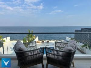 Galeriebild der Unterkunft 3BR Modern Seashore Private Villa with swimming Pool in Fudschaira + 44 Fotos