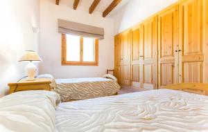 Postel nebo postele na pokoji v ubytování Son Sard Des Padrí Ref 229 + 13 fotografií