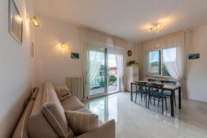 Et opholdsområde på Conero Holiday Home - "Il Girasole"