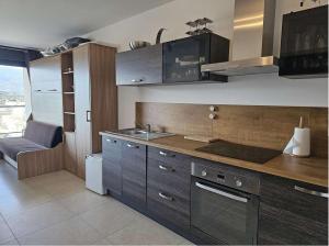 ポルト・ヴェッキオにあるStudio Nautilus N7 proche centre-ville Porto-vecchioのギャラリーの写真