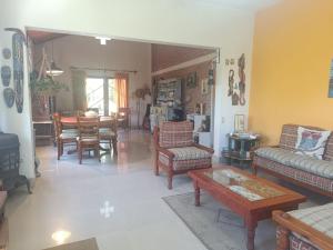 Χώρος καθιστικού στο Casa en el Real de San Carlos