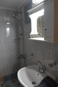 Koupelna v ubytování Sea And Sun apartments 304 Ιδιωτικό διαμέρισμα + 37 fotografií