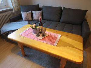 Χώρος καθιστικού στο Apartment Haus Ganter by Interhome
