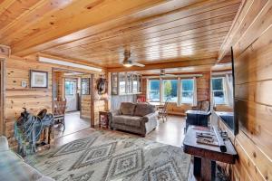 Φωτογραφία από το άλμπουμ του Rock Face Lodge Custer SD σε Custer +28 φωτογραφίες