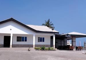 Gallery image of Joy Beach Lodge in Takoradi +68 photos