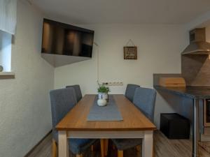 Μια τηλεόραση ή/και κέντρο ψυχαγωγίας στο Apartment Süta Ötztal by Interhome +44 φωτογραφίες