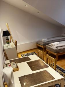 Galería fotográfica de ESA Home en Varsovia 11 fotos más