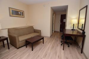 Gallery image of Cicero Grand - Syracuse North in Cicero +29 photos