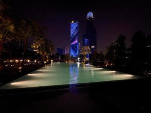 Piscina de la sau aproape de Agile SkyView Suites KL