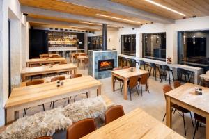 Εστιατόριο ή άλλο μέρος για φαγητό στο Apartmány Peakula