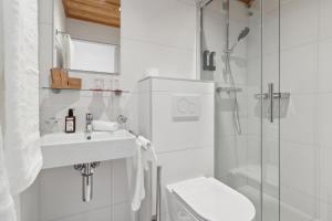 Phòng tắm tại Crans Montana Suites +49 ảnh