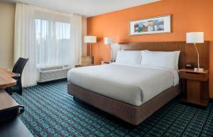 Postel nebo postele na pokoji v ubytování Fairfield Inn & Suites by Marriott Dover + 31 fotografií
