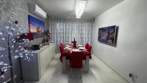 Posezení v ubytování Marsascala Sea View 2 Bed Apartment close to center! HPI 9934