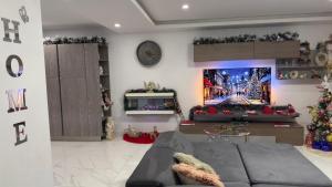 Posezení v ubytování Marsascala Sea View 2 Bed Apartment close to center! HPI 9934