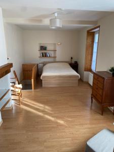 Postel nebo postele na pokoji v ubytování Le refuge + 8 fotografií