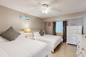 Sand Dunes Resort 2751客房内的一张或多张床位