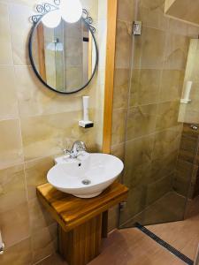 A bathroom at Villa Ema