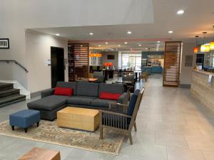 Khu vực ghế ngồi tại Country Inn & Suites by Radisson, Austin North Pflugerville , TX