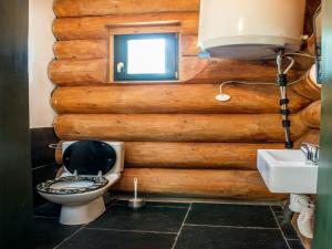 Kúpeľňa v ubytovaní Villa in Lomnice near Giant Mountains + 25 fotografií